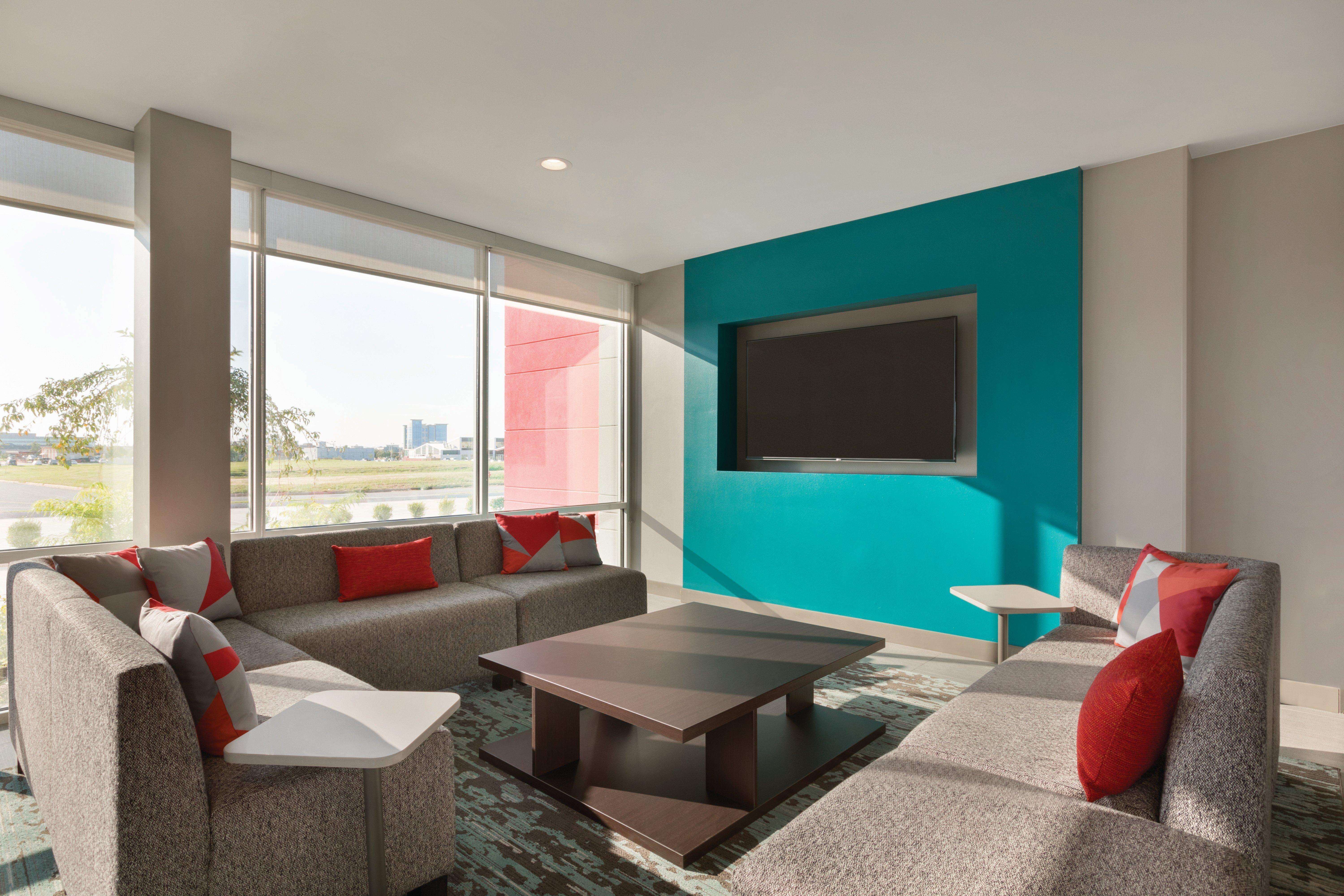 Avid Hotel Tulsa South - Medical District By Ihg Esterno foto